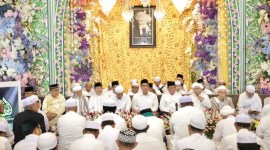 Haul 218 Jaddina Maulana Syekh Muhammad Arsyad Al Banjari atau yang biasa dengan Datu Kalampayan, di Masjid Tuhfaturaqibin, Senin 6 Syawal 1445 H atau bertepatan dengan 15 April 2024. (SuarIndonesia/HM)
