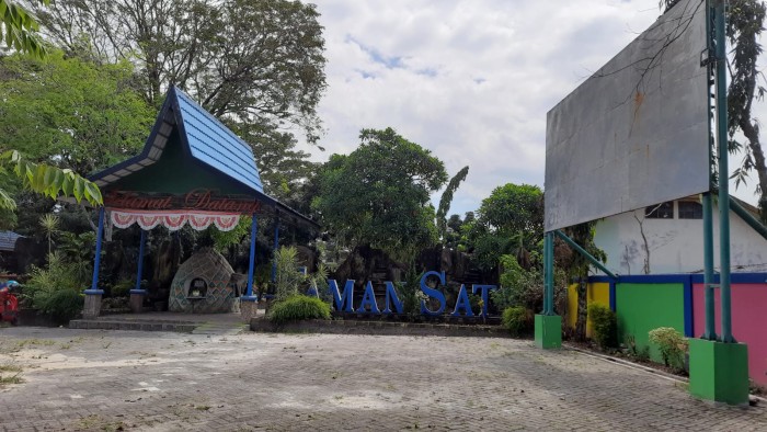 Kebun Binatang Mini Jahri Saleh Banjarmasin