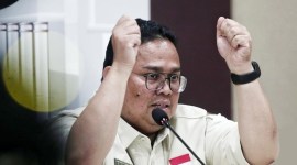 Ketua Bawaslu Rahmat Bagja menyebut penyaluran bansos bakal jadi salah satu yang akan diawasi saat penyelenggaraan Pilkada 2024. [CNNIndonesia/Andry Novelino]