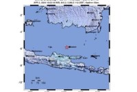 Peta menunjukkan gempa tektonik berkekuatan magnitudo 5,6 pada kedalaman 10 kilometer di darat pada jarak 120 kilometer arah timur laut Tuban, Jawa Timur, Rabu (3/4/2024). [ANTARA/HO-BMKG]