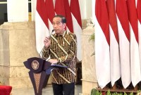 Presiden Joko Widodo di Peringatan 22 Tahun Gerakan Nasional Anti Pencucian Uang dan Pencegahan Pendanaan Terorisme (APU PPT) di Istana Negara, Jakarta, Rabu (17/4/2024). [detikcom/Isal Mawardi]