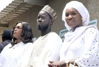 Untuk pertama kalinya Senegal memiliki dua ibu negara usai presiden baru, Bassirou Diomaye Faye, memiliki dua orang istri yaitu Marie Khone dan Absa. [AFP/KHADIDIATOU SENE]