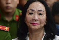 Taipan asal Vietnam Truong My Lan dijatuhi hukuman mati karena terlibat kasus penipuan senilai US$12,5 miliar atau sekitar Rp200,06 triliun. (AP/Thanh Tung).

