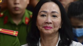 Taipan asal Vietnam Truong My Lan dijatuhi hukuman mati karena terlibat kasus penipuan senilai US$12,5 miliar atau sekitar Rp200,06 triliun. (AP/Thanh Tung).

