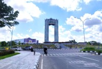 Bundaran Besar berarsitektur Talawang Kota Palangka Raya, Kalimantan Tengah. [ANTARA/Muhammad Arif Hidayat]