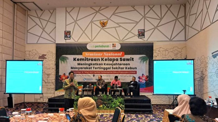 Seminar Nasional dengan tema Kemitraan Kelapa Sawit Meningkatkan Kesejahteraan Masyarakat Tertinggal Sekitar Kebun di Pontianak, Kalbar, Kamis (16/5/2024). [ANTARA/Dedi]