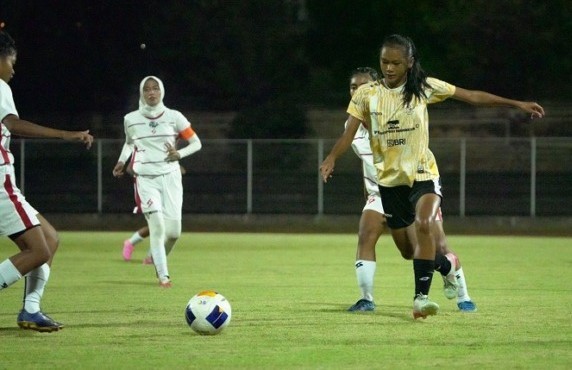 Pesepak Bola Putri asal Kalteng, Kikka Masuk Timnas Indonesia Putri U-17. SuarIndonesia/Repro)