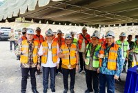 Gubernur Kalimantan Utara Zainal Arifin Paliwang di Kecamatan Peso, Kabupaten Bulungan, Kamis (30/5/2024) saat merayakan kemajuan pembangunan PLTA Kayan oleh PT KHE dihadiri CEO Arsari Group Hashim S Djojohadikusumo, Owners PT KHE, Tjandra Limanjaya dan Direktur Utama Andrew Sebastian Suryali. [ANTARA/HO-DKISP Kaltara]