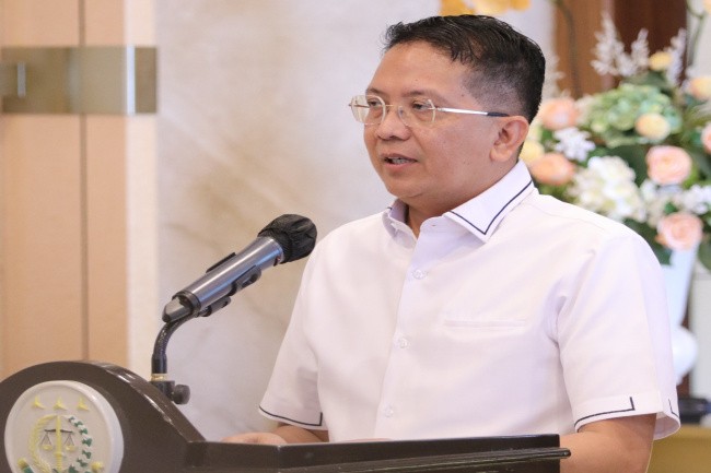 Direktur Penyidikan Jaksa Agung Muda Bidang Tindak Pidana Khusus Kuntadi mengatakan dalam kasus korupsi emas itu pihaknya menetapkan enam orang mantan General Manager Unit Bisnis Pengelolaan dan Pemurnian Logam Mulia (UB PPLM) PT Antam sebagai tersangka. [Gatra]