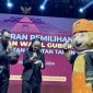 Komisi Pemilihan Umum (KPU) Kalsel menampilkan Maskot Si Botan (Bocah Bekantan) pada peluncurkan Pemilihan Gubernur dan Wakil Gubernur Kalsel 2024 di Lapangan Murjani Kota Banjarbaru, Kalimantan Selatan, Senin (27/5/2024) malam. [ANTARA/Tumpal Andani A]