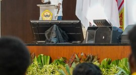 Menteri Investasi/Kepala Badan Koordinasi Penanaman Modal (BKPM), Bahlil Lahadali, ebagai narasumber, dilaksanakan di Gedung Auditorium, Universitas Lambung Mangkurat (ULM), Kamis (2/5/2024). SuarIndonesia/Ist)
