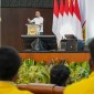 Menteri Investasi/Kepala Badan Koordinasi Penanaman Modal (BKPM), Bahlil Lahadali, ebagai narasumber, dilaksanakan di Gedung Auditorium, Universitas Lambung Mangkurat (ULM), Kamis (2/5/2024). SuarIndonesia/Ist)