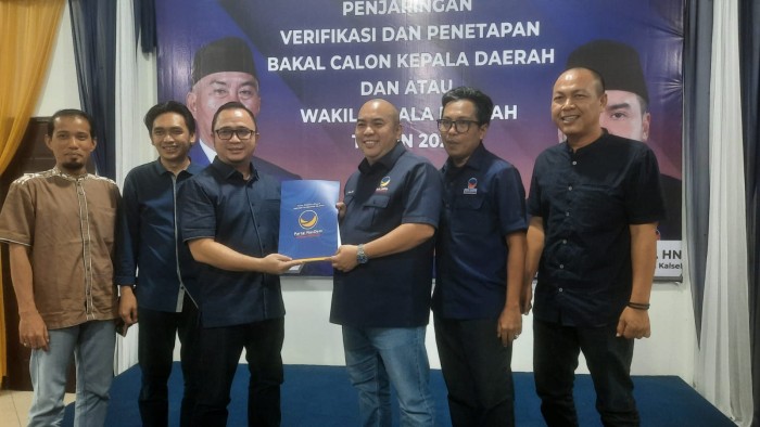 H. Muhidin diwakili Afrizaldi dan Hasnuryadi diwakili Khalikin. (SuarIndonesia/Ist)