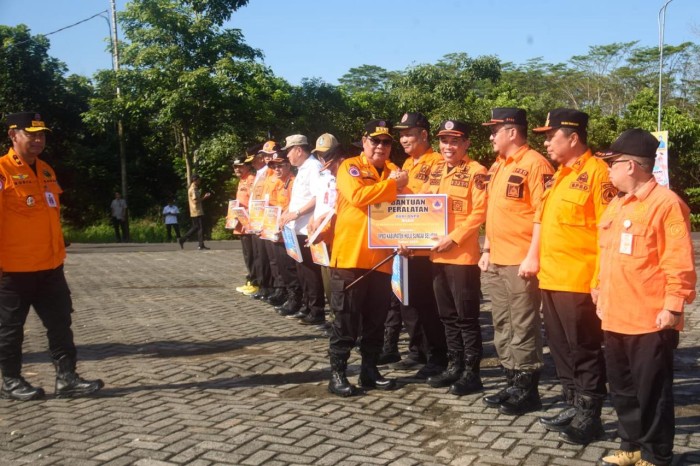 Apel gabungan dengan melibatkan stakholder terkait Rabu (8/5/2024). (SuarIndonesia/Ist) Gubernur Kalsel, H Sahbirin Noor