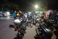 Pihak kepolisian di lokasi kejadian dan sedang mengumpulkan informasi terkait kejadian. (SuarIndonesia/DO)