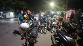 Pihak kepolisian di lokasi kejadian dan sedang mengumpulkan informasi terkait kejadian. (SuarIndonesia/DO)