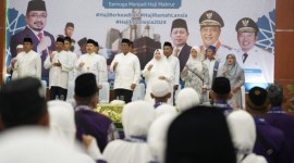 Jemaah Calon Haji (JCH) yang tergabung dalam kelompok terbang (Kloter) pertama Embarkasi Banjarmasin diterbangkan menuju Madinah, Minggu (12/5/2024) sekitar pukul, 09.01 WITA. SuarIndonesia/Ist)