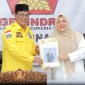 Setelah menyerahkan berkas pendaftaran ke DPD Golkar Kalsel, Hj. Raudatul Jannah atau Acil Odah juga mendaftar ke Gerindra Kalsel (SuarIndonesia/Ist)