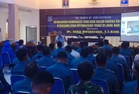 seminar dengan tema Membangun Komunikasi yang baik dalam rangka meningjatkan kerjasama guna optimalisasi tugas, Rabu (22/5/2024) berlangsung di Aula Mustafa Ideham Lanal Banjarmasin. (SuarIndonesia/Ist)