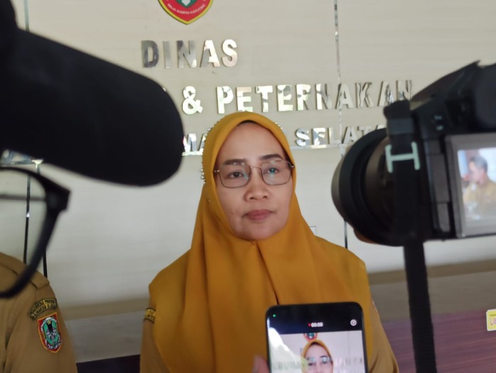 Kepala Dinas Perkebunan dan Peternakan (Disbunnak) Kalsel, Suparmi,