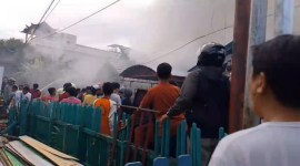 Amuk api din Komplek Banjar Permai III RT.5 RW.02 Banjarmasin Selatan, Senin (27/5/2024), sore. (SuarIndonesia/DO)