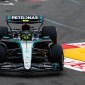 Lewis Hamilton memimpin sesi latihan bebas pembuka F1 GP Monako, di Monte Carlo, Jumat (24/5/2024), yang diganggu bendera merah. [Sam Bloxham/Motorsport Images]