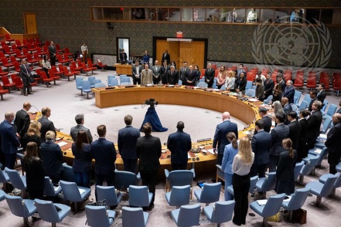Dewan Keamanan PBB mengheningkan cipta untuk mengenang Presiden Iran (Ebrahim) Raisi selama satu menit itu dilakukan pada awal rapat pada Senin (21/5/2024) waktu New York.[bssnews.net]