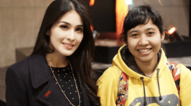 Kepala Pusat Penerangan Hukum Kejaksaan Agung Ketut Sumedana mengatakan pihaknya telah memeriksa asisten pribadi Sandra Dewi berinisial RP (foto kanan) terkait kasus korupsi timah. [@Instagram/nduthspears]