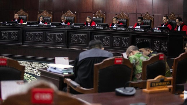 Foto Ilustrasi. Petugas Pemilu 2024 ungkap lakukan penggelembungan suara PAN di Kalsel. [CNN Indonesia]