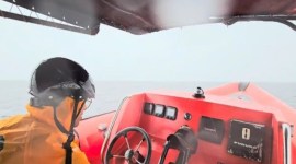 Tim Basarnas melakukan pencarian korban diduga tenggelam di Laut Jawa sekitar muara Sungai Mentaya, Kotim, Kalteng (3/6/2024) kemarin. [ANTARA/HO-Basarnas Palangka Raya]