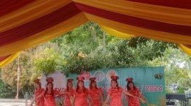 Kegiatan perayaan backcang di Taman Alunalun Kapuas. [ANTARA/Dedi]