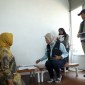 Tim Verifikator KLHK meninjau Posyandu Pisang yang terletak di Kelurahan Sungai Jawi Kecamatan Pontianak Kota, Jumat (21/6/2024). [ANTARA/Dedi]