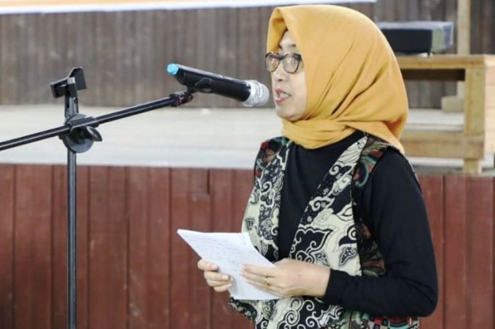 Kabid Pemberdayaan Kelembagaan dan Sosial Budaya DPMPD Kaltim Roslindawaty. [ANTARA/HO-DPMD Kaltim]