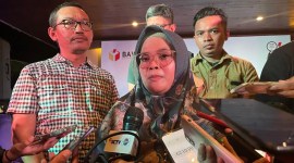 nggota Bawaslu RI Lolly Suhenty