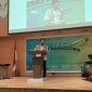 Tim debat mahasiswa dari UGM berkompetisi dengan tim IPB pada Kompetisi Debat Mahasiswa di Aula Prof Masjaya Unmul Samarinda di Samarinda, Kamis (13/6/2024). [ANTARA/Ahmad Rifandi]