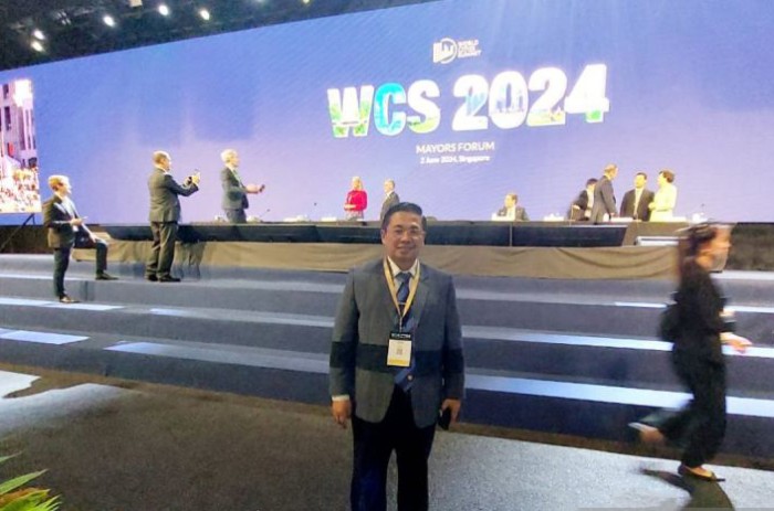 Wali Kota Banjarmasin H Ibnu Sina saat menghadiri dan menjadi peserta World Cities Summit (WCS) di Singapura pada 2-4 Juni 2024. [ANTARA/HO-Humas Pemkot Banjarmasin]
