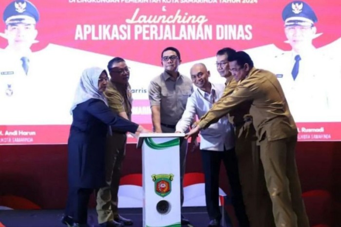 
Pemkot Samarinda telah meluncurkan aplikasi perjalanan dinas di Samarinda, Kalimantan Timur, Jumat (14/6/2024). [ANTARA/HO-Humas Pemkot Samarinda]