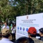 Dinas Kehutanan Kalsel saat menerima kunjungan PT PLN (Persero) UPT Kalselteng pada program tanggung jawab sosial dan lingkungan (TJSL) di Taman Hutan Raya (Tahura) Sultan Adam di Kabupaten Banjar, Kalimantan Selatan, Rabu (12/6/2024). [ANTARA/HO-Pemprov Kalsel]