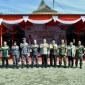 
Polresta Banjarmasin melaksanakan kegiatan bakti sosial berupa revitalisasi situs religi bersejarah di Masjid Sultan Suriansyah, Kota Banjarmasin, Kalimantan Selatan, Jumat (14/6/2024). [ANTARA/HO-Polresta Banjarmasin]