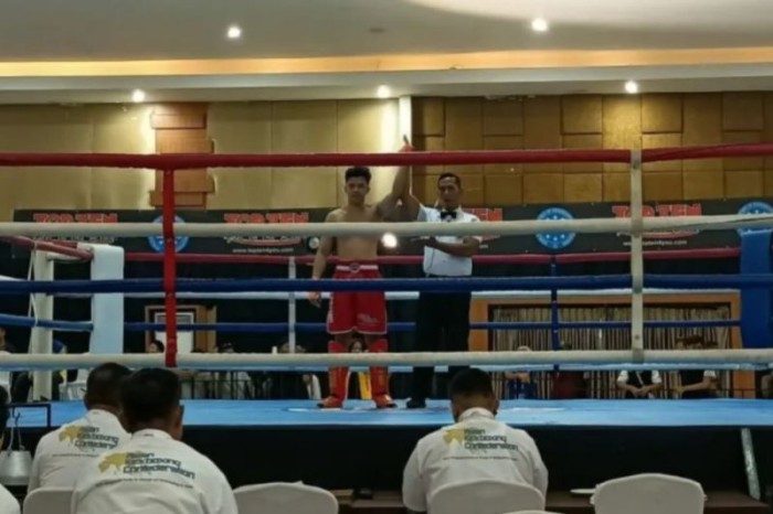 Foto Dokumentasi -- Atlet Kick Boxing asal Kalimantan Selatan Hazqil Nasuha meraih kemenangan usai berlaga pada Pra PON XXI di Bogor Jabar, beberapa waktu lalu. [ANTARA/HO-Pengprov KBI Kalsel]