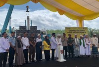 Groundbreaking (peletakkan batu pertama), menghadirkan, Gubernur Kalsel H. Sahbirin Nor dan seluruh jajaran Pemerintah Pemprov Kalsel Forkopimda, dan alim ulama. Rabu. (5/6/2024). (SuarIndonesia/Ist)