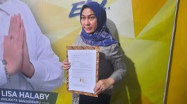 Hj. Erna Lisa Halaby