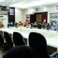 Komisi III DPRD mempelajari program rehabilitasi Rumah Tidak Layak Huni (RTLH) untuk kesejahteraan masyarakat Banua, Kunjungan  ke DPRD Kota Surabaya, Provinsi Jawa Timur pada Selasa (11/6/2024). (SuarIndonesia/Adv)