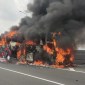 bus yang terbakar