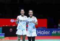Ganda putri Indonesia Febriana Dwipuji Kusuma/Amallia Cahaya Pratiwi melenggang ke final Australia Open 2024 usai mengalahkan wakil tuan rumah Setyana Mapasa/Angela Yu dengan straight game 21-13, 21-7. [PBSI]