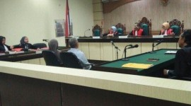 Terdakwa Rafi’i Effendi mantan Kepala Dinas Pariwisata Kabupaten Tanah Laut diduga menilep uang yang diterima oleh dinas tersebut, dituntut 15 bulan penjara (SuarIndonesia/HD)