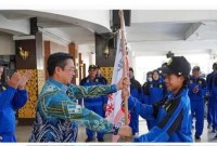 Wali Kota Banjarmasin, H Ibnu Sina melepas Kontingen Atlet Spesial Olympic Indonesia Kota Banjarmasin untuk mengikuti PESODA Kalimatan Selatan tahun 2024,, Kamis (20/6/2024) (SuarIndonesia/Ist).