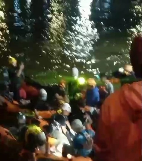 Jasad korban Akhmad Ali Yusran (23), dia tenggelam di Sungai Martapura berada di Jalan Jenderal Sudirman tepatnya di O Km Banjarmasin Tengah, ditemukan im Rescue Gabungan sekitat 500 meter dari  lokasi kejadian, Kamis (27/6/2024) (SuarIndonesia/DO)