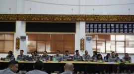 Kanwil Menkumham Kalbar menggelar rapat koordinasi untuk mewujudkan Wilayah Birokrasi Bersih Melayani (WBBM) pada tahun 2024, di Pontianak, Rabu (26/6/2024). [ANTARA/HO-Humas Kanwil Menkumham Kalbar]