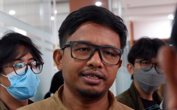 
KPU berharap aturan syarat minimal usia calon kepala daerah terbaru segera diundangkan sebelum akhir Juni 2024. [CNNIndonesia/Khaira Ummah Junaedi P]